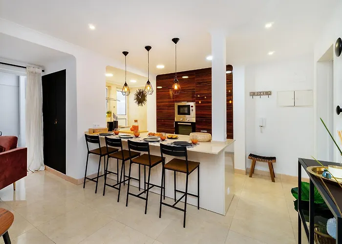 Whome Coastal Elegance In 卡斯凯什